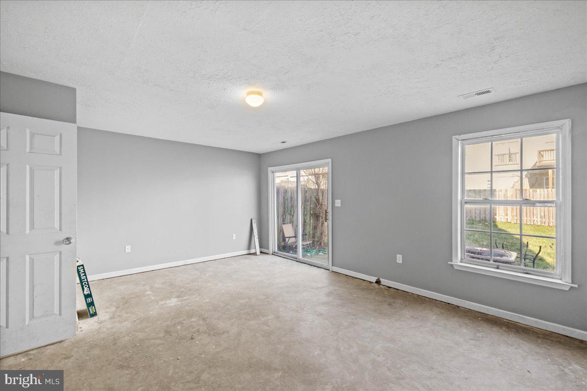 TOWNES OF INWOOD - Residential