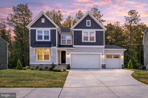 Homes For Sale - 7119 Resolution Way<br/> RUTHER GLEN, VA 22546