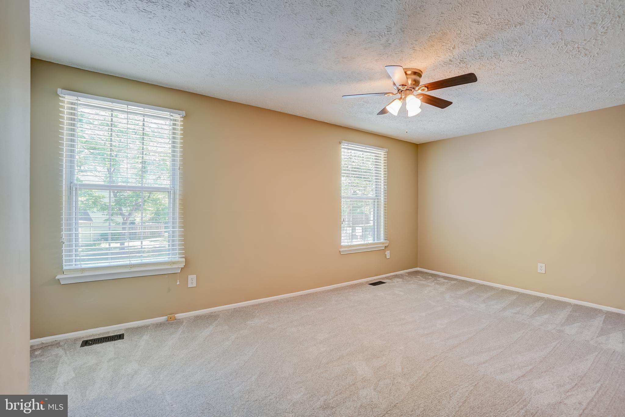 RIDGEVIEW ESTATES ADDITION - Residential Lease