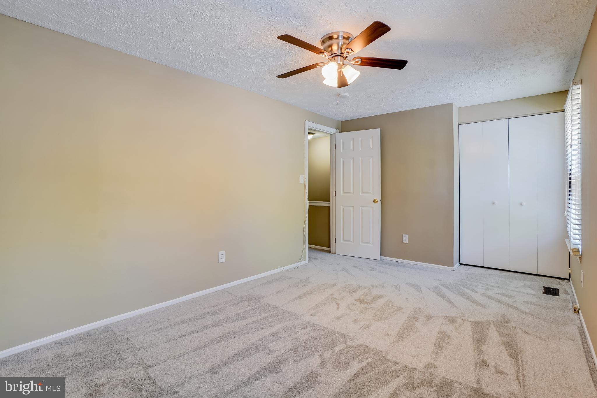 RIDGEVIEW ESTATES ADDITION - Residential Lease