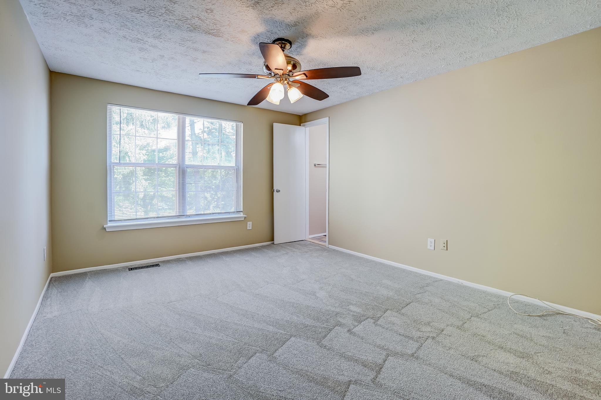 RIDGEVIEW ESTATES ADDITION - Residential Lease