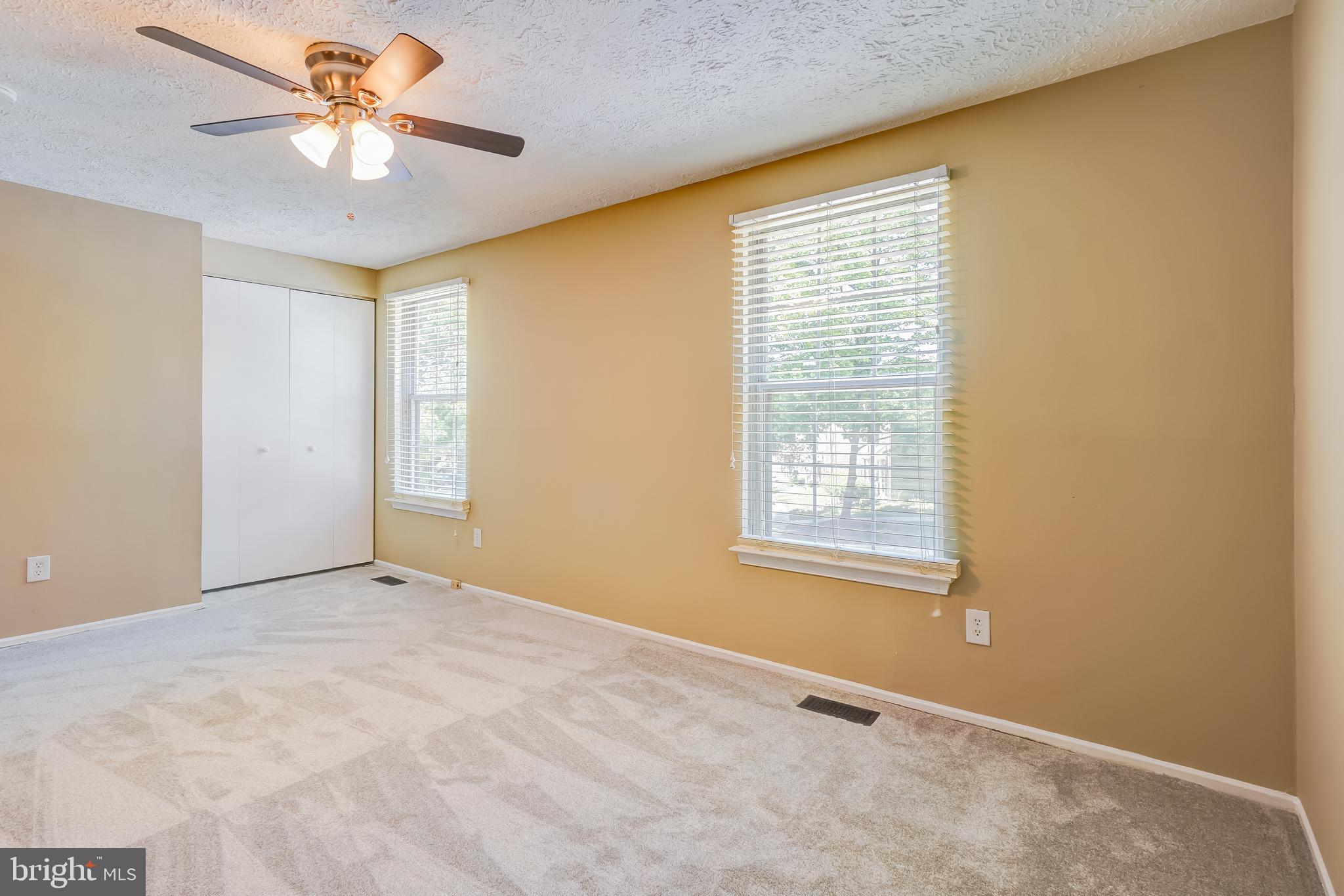 RIDGEVIEW ESTATES ADDITION - Residential Lease