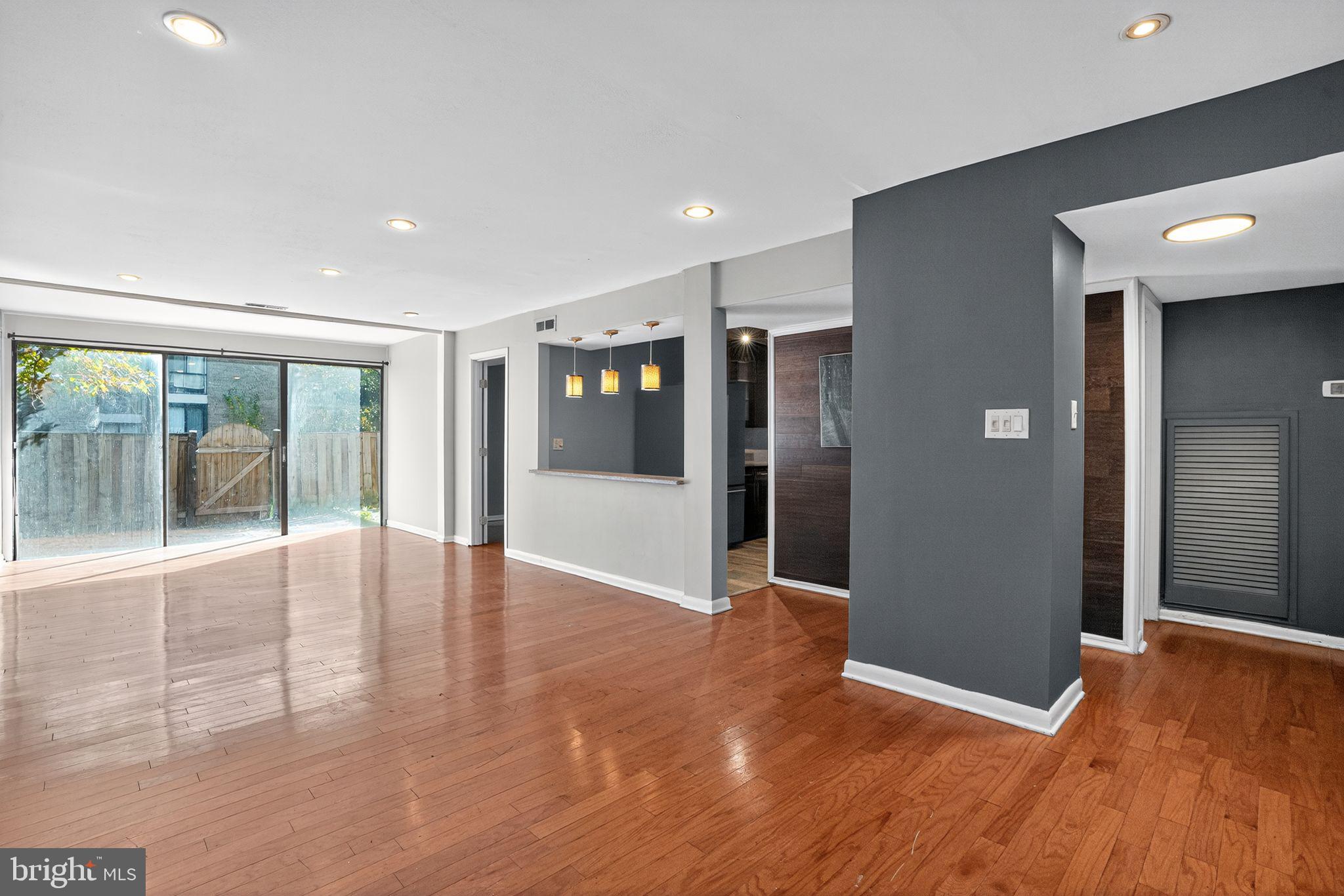 8699 GREENBELT ROAD T-2