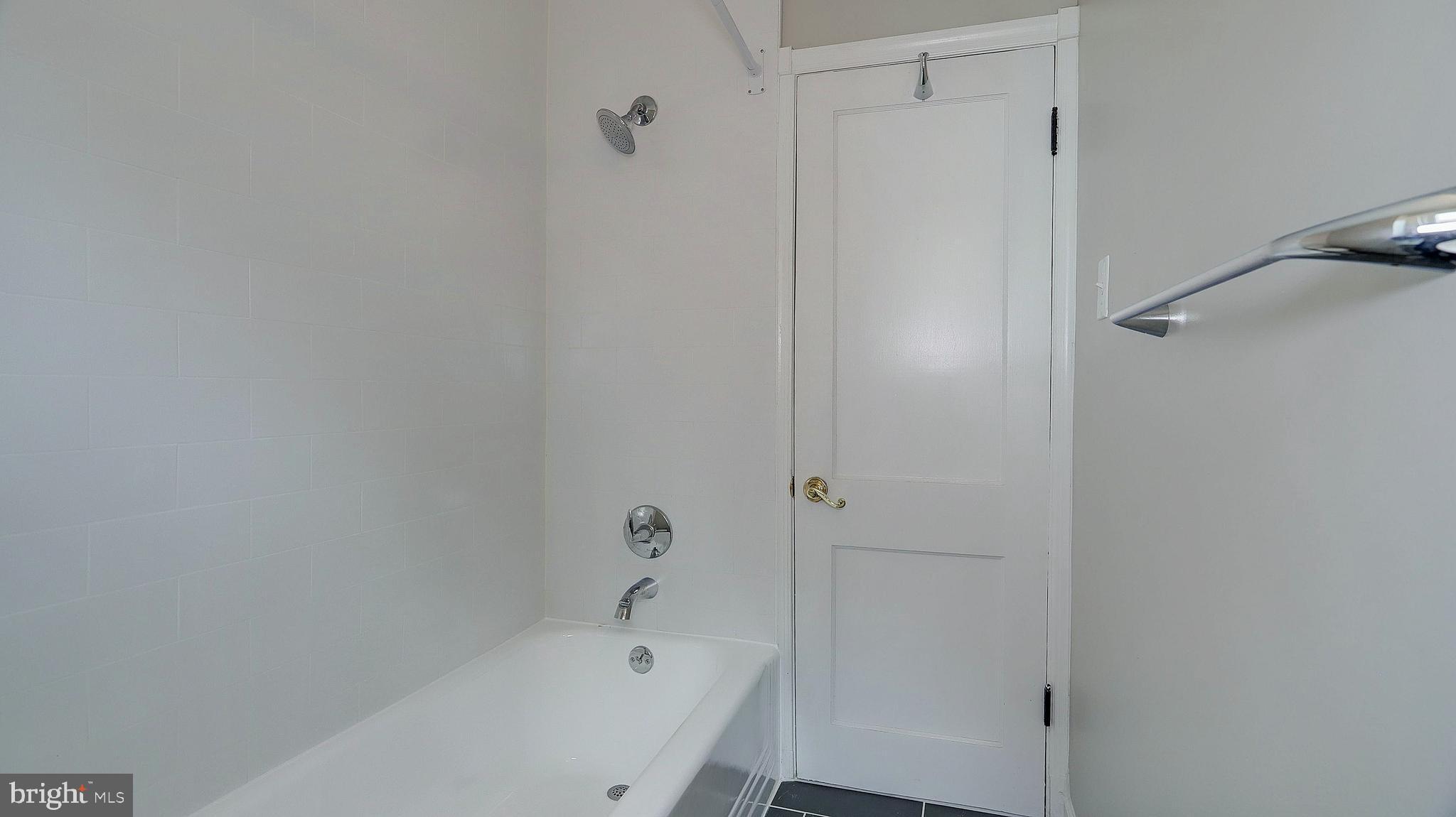 WEST RIVERDALE - Residential Lease