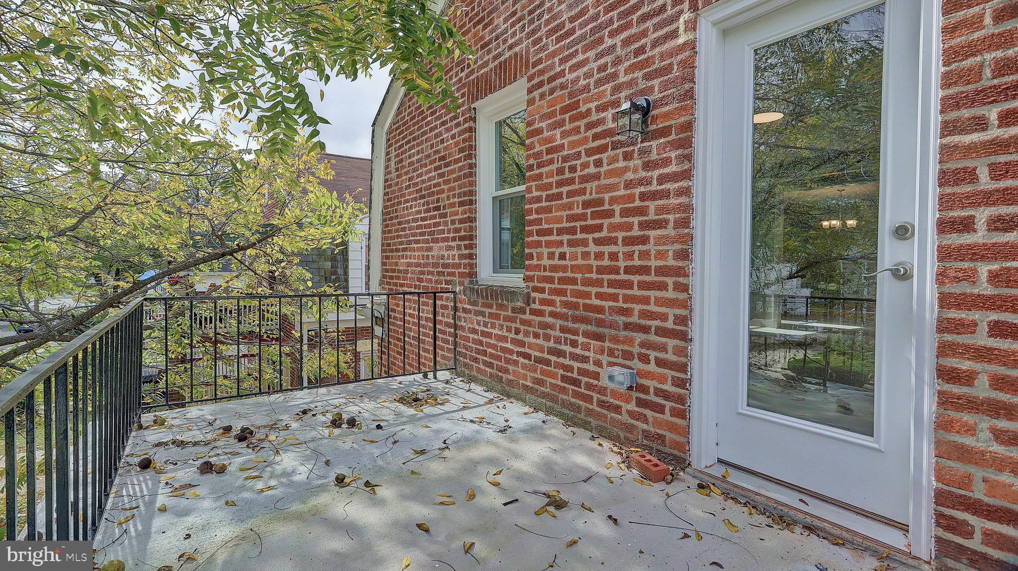 WEST RIVERDALE - Residential Lease