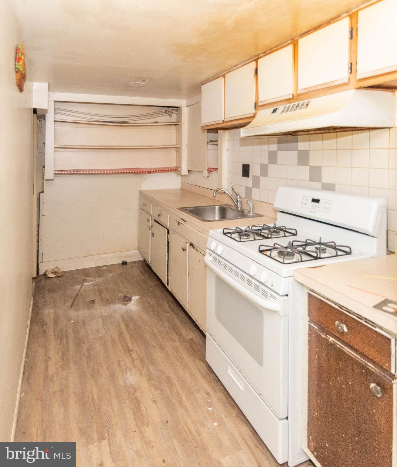 ADELPHI - Residential