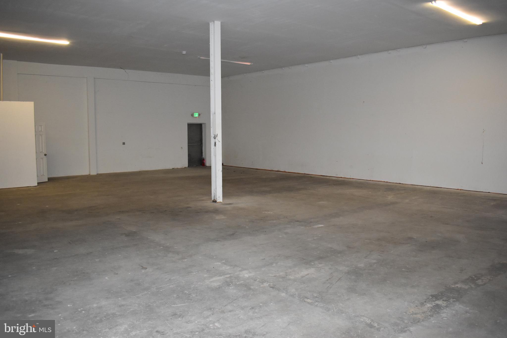 JEFFERSON COUNTY - Commercial Lease
