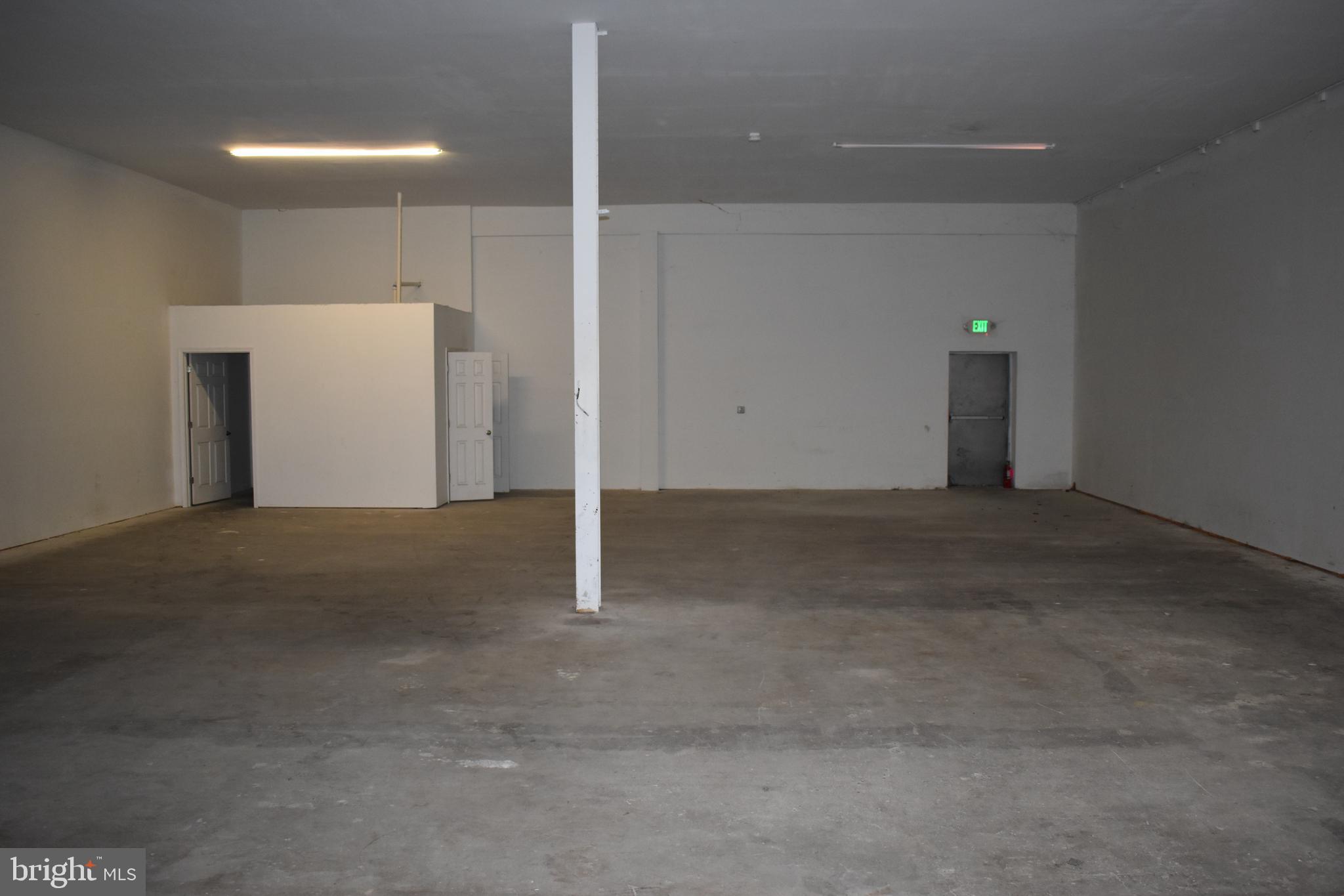 JEFFERSON COUNTY - Commercial Lease