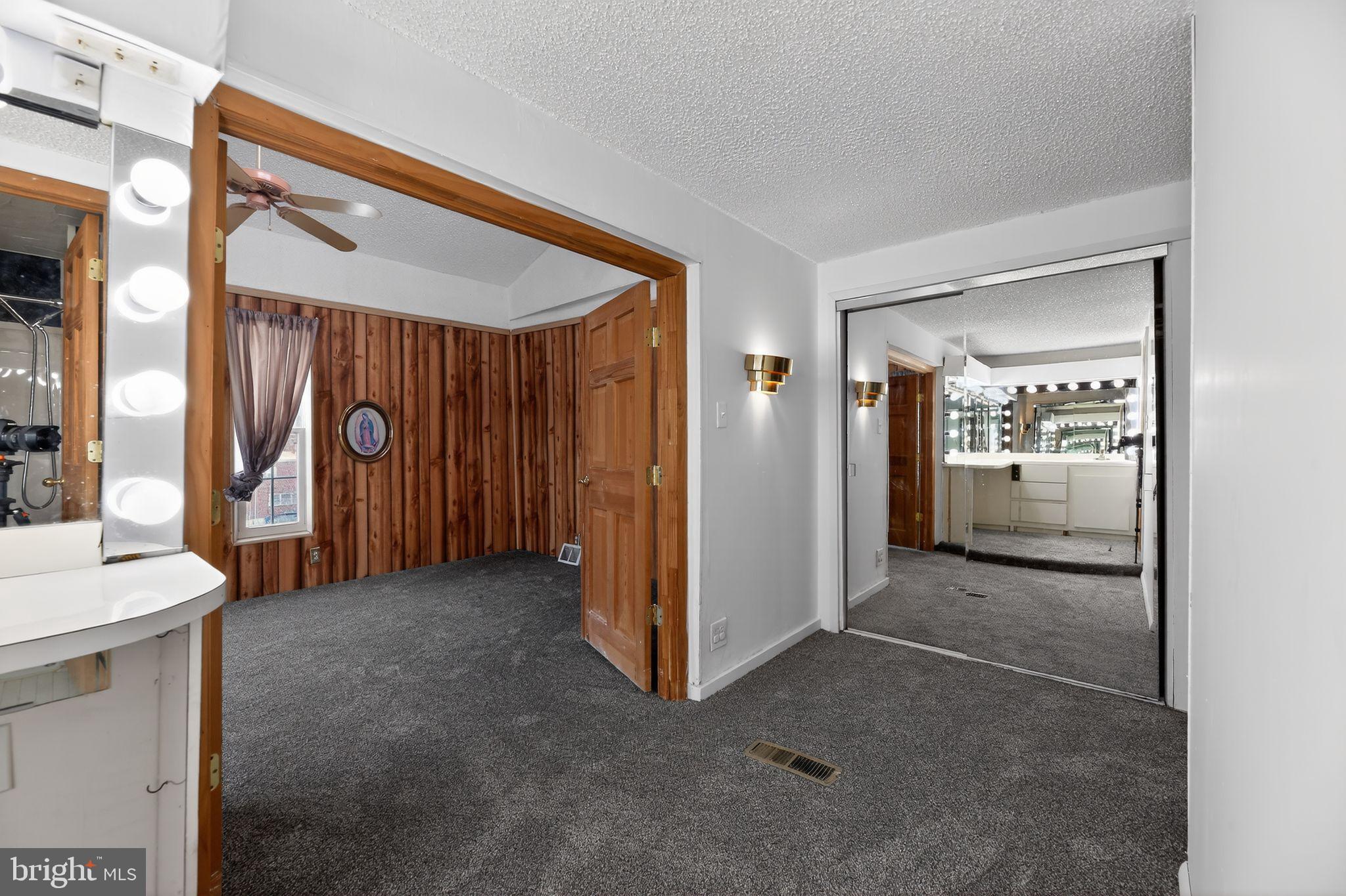 RHAWNHURST - Residential