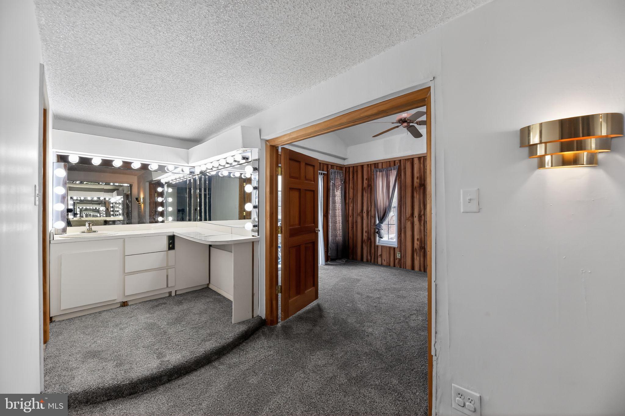 RHAWNHURST - Residential