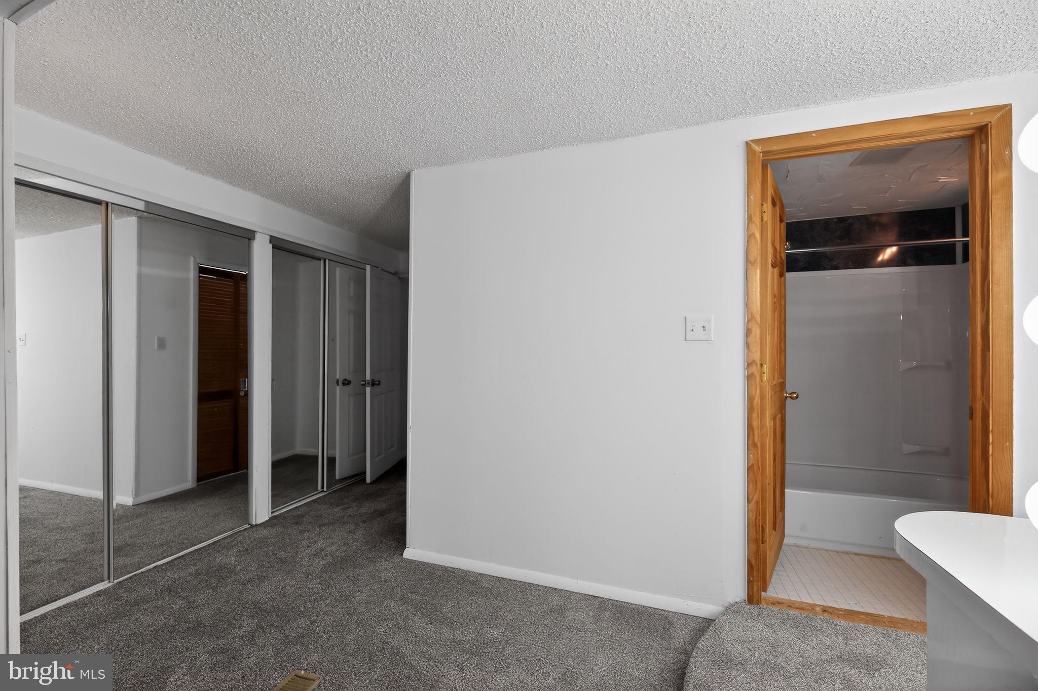 RHAWNHURST - Residential