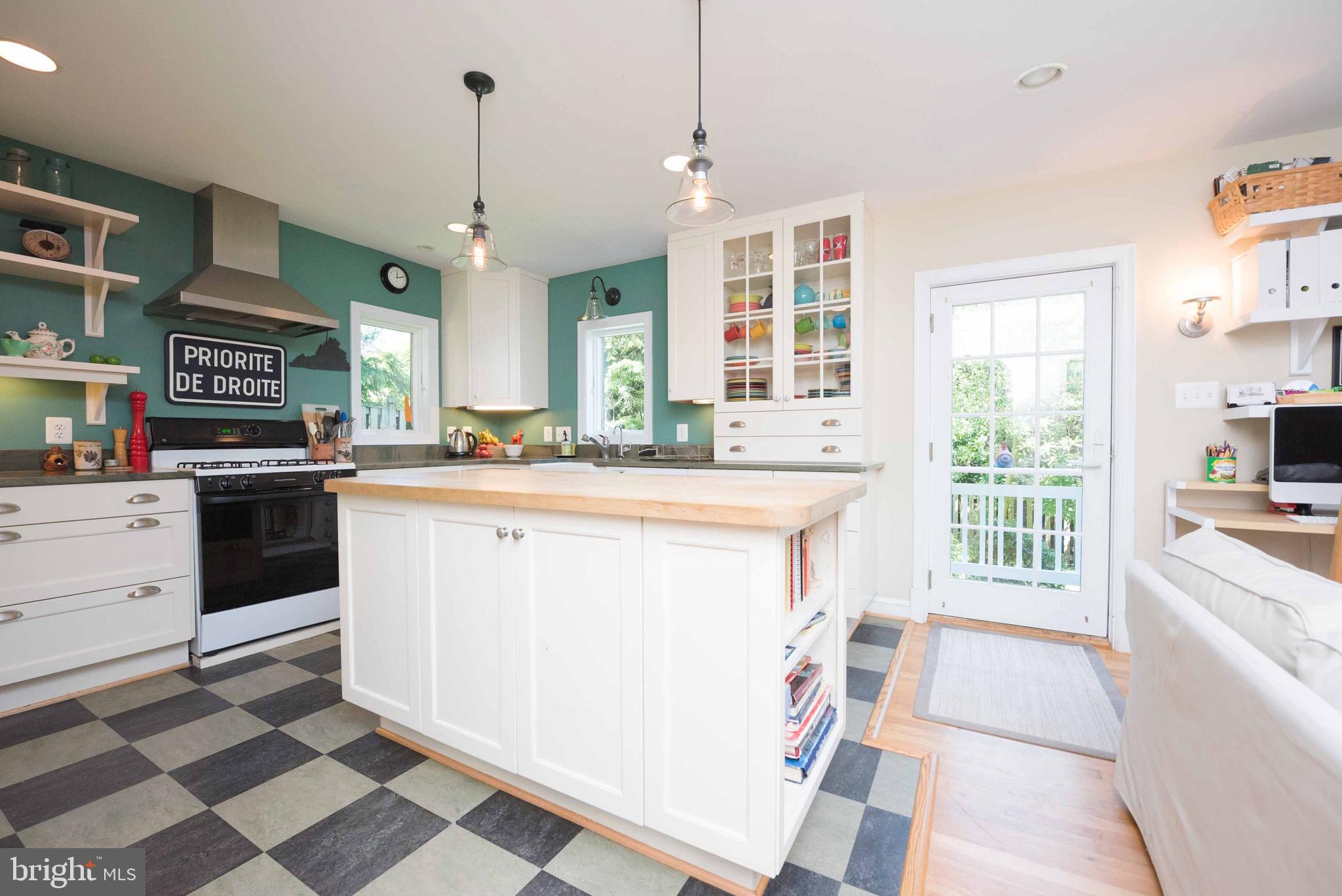 HIGHLAND PARK - Residential Lease