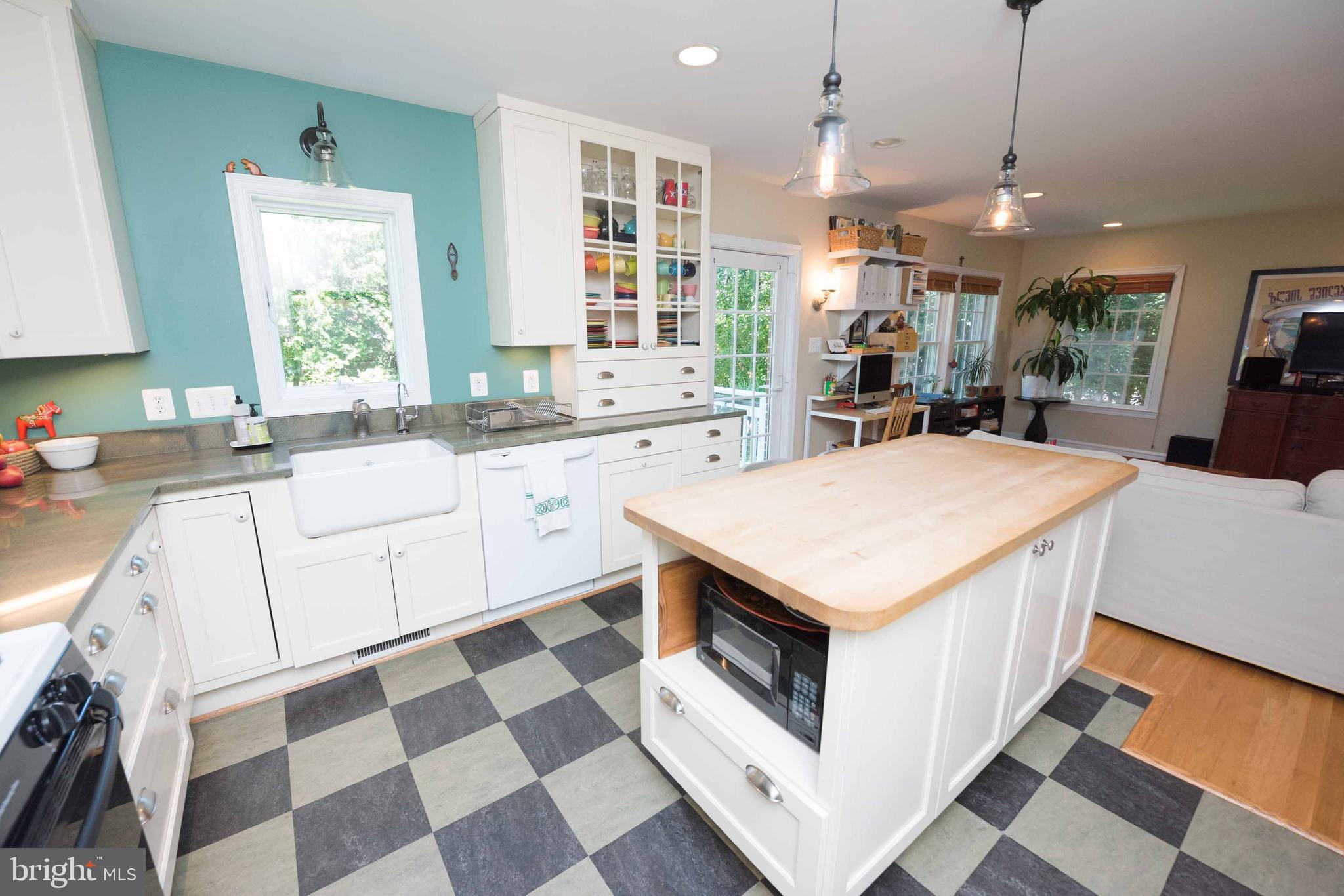 HIGHLAND PARK - Residential Lease