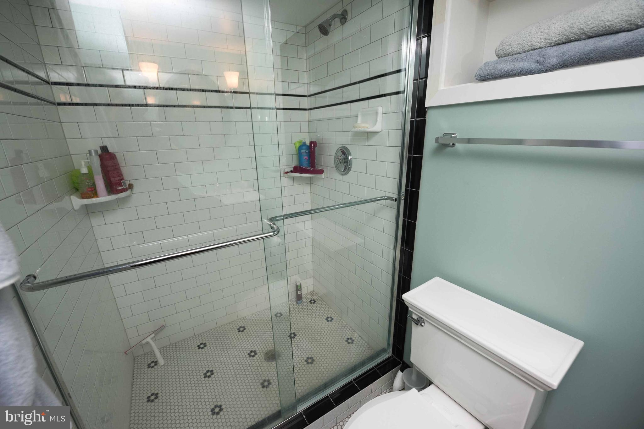 HIGHLAND PARK - Residential Lease