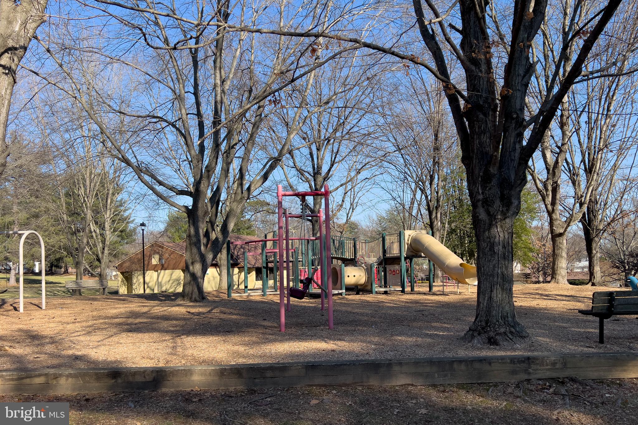 QUINCE ORCHARD VALLEY - Residential