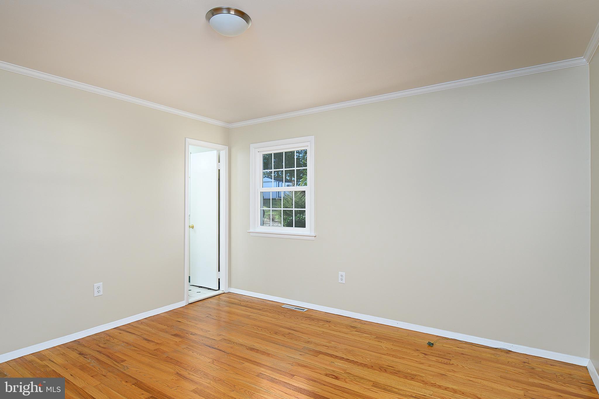 QUINCE ORCHARD VALLEY - Residential