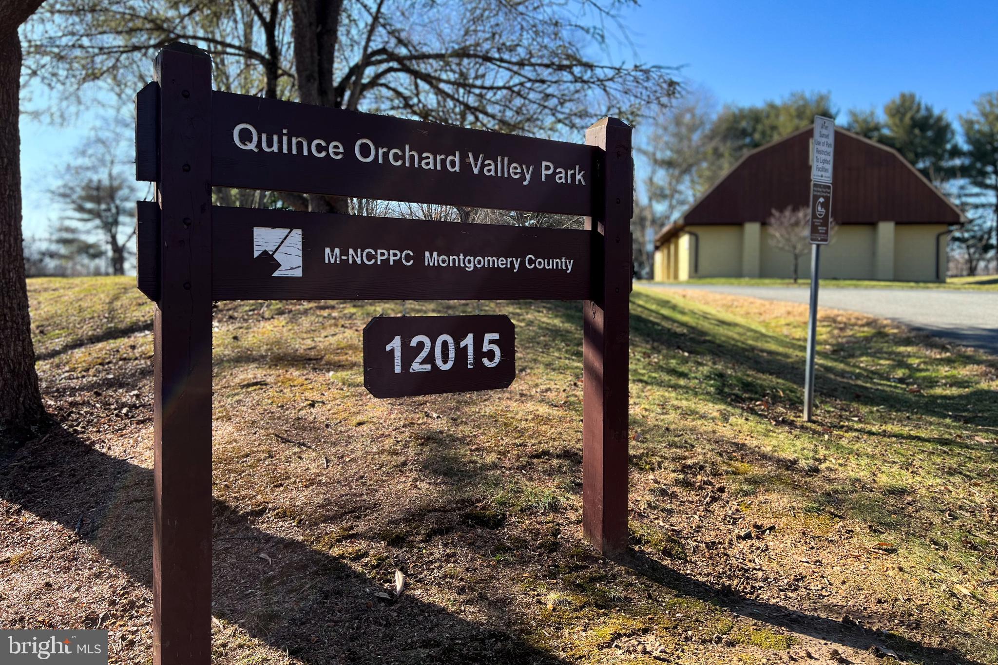 QUINCE ORCHARD VALLEY - Residential