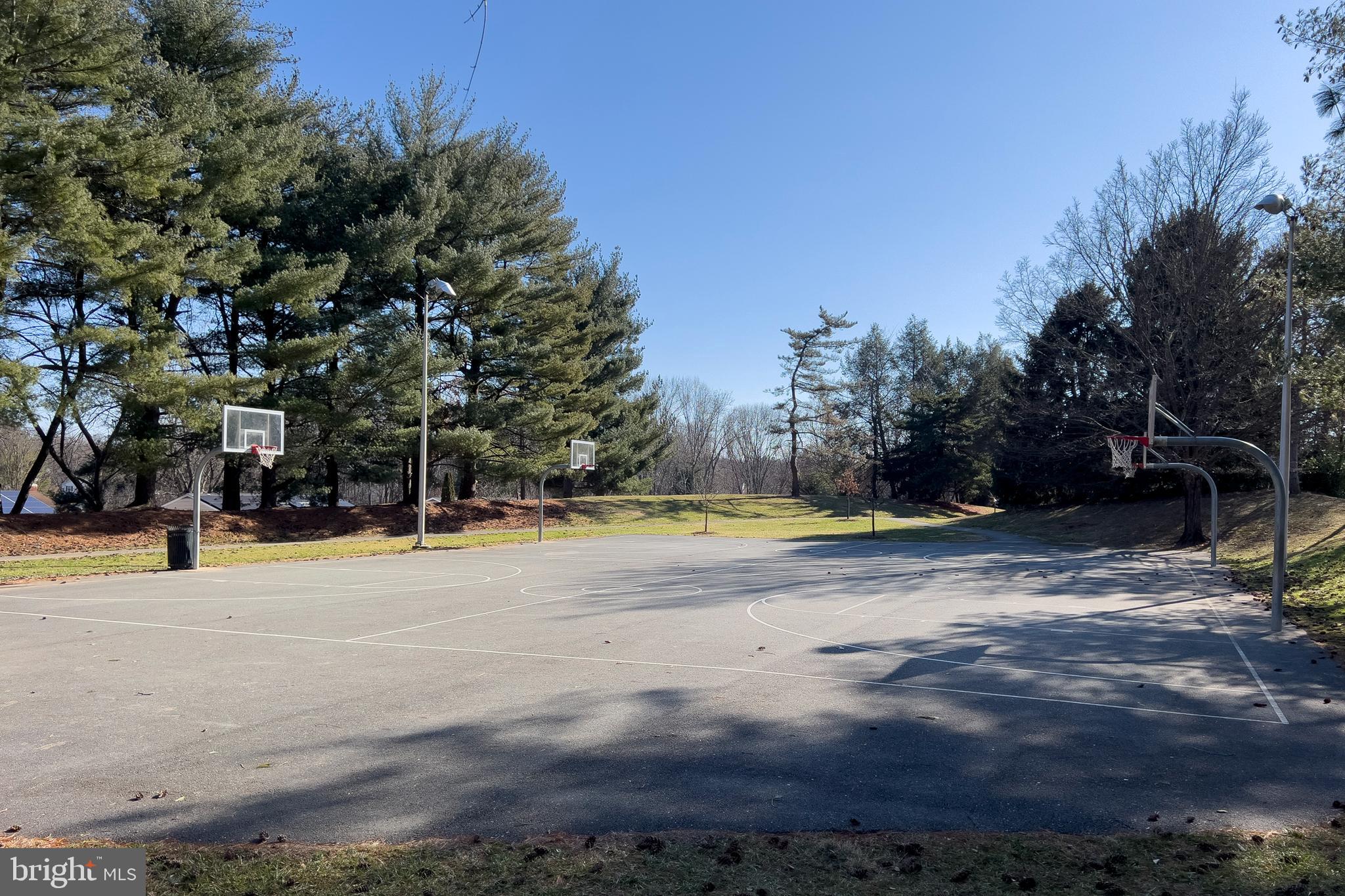 QUINCE ORCHARD VALLEY - Residential