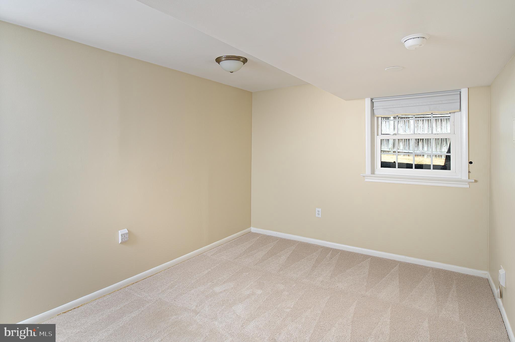 QUINCE ORCHARD VALLEY - Residential