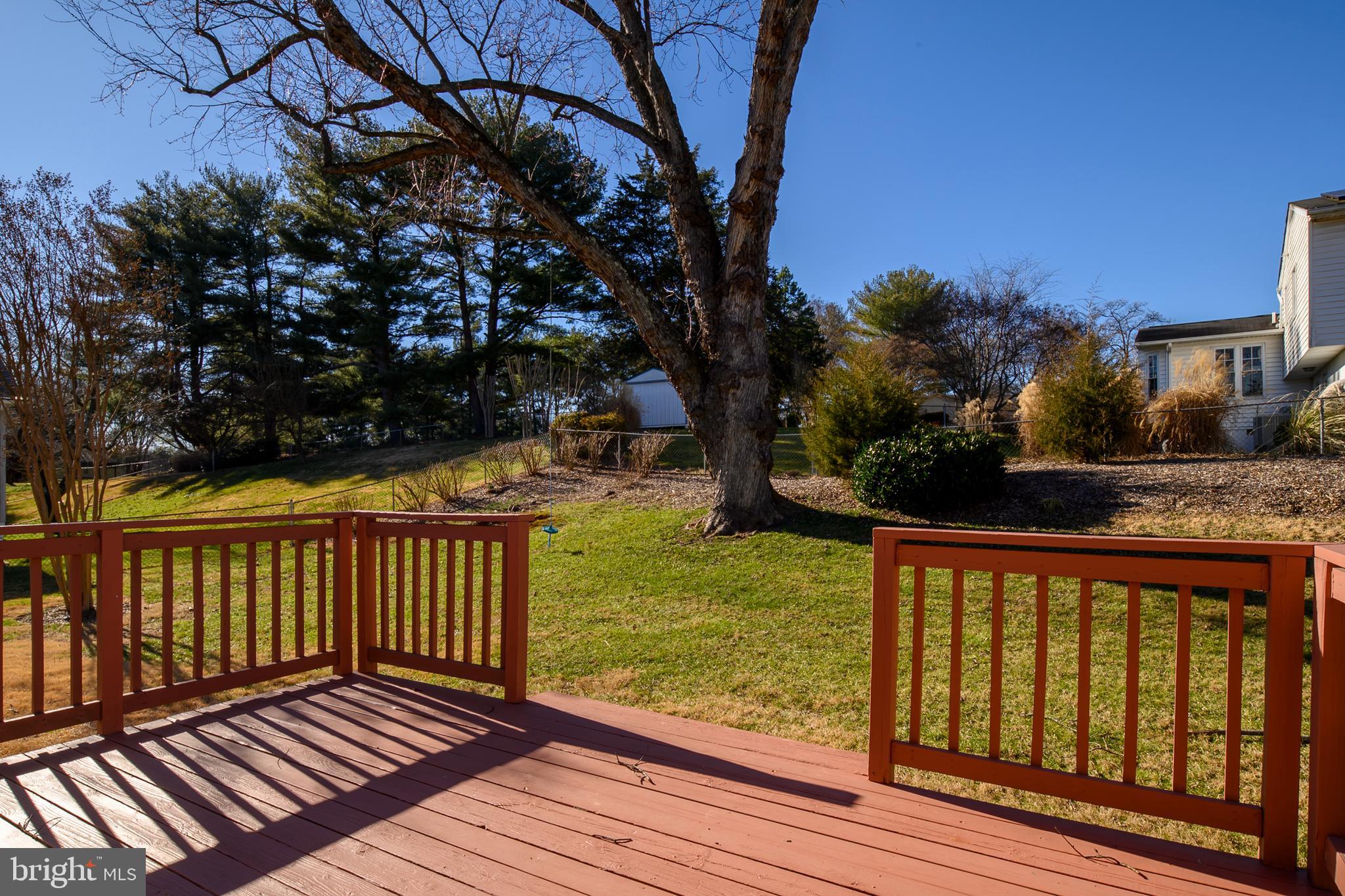 QUINCE ORCHARD VALLEY - Residential