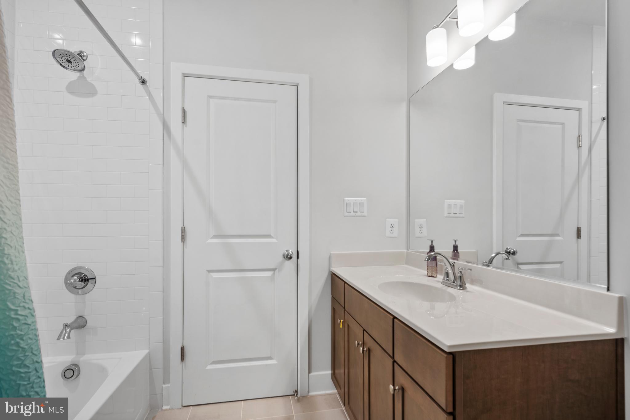 LANDSDALE - Residential