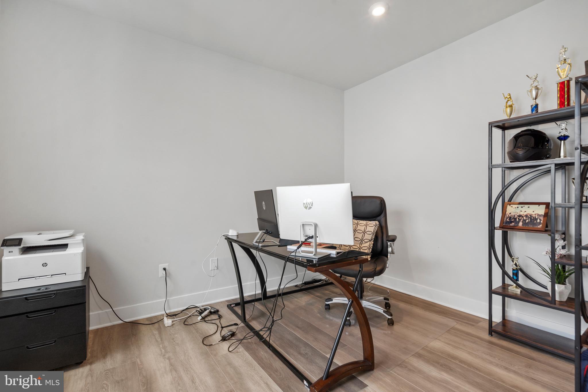 LANDSDALE - Residential