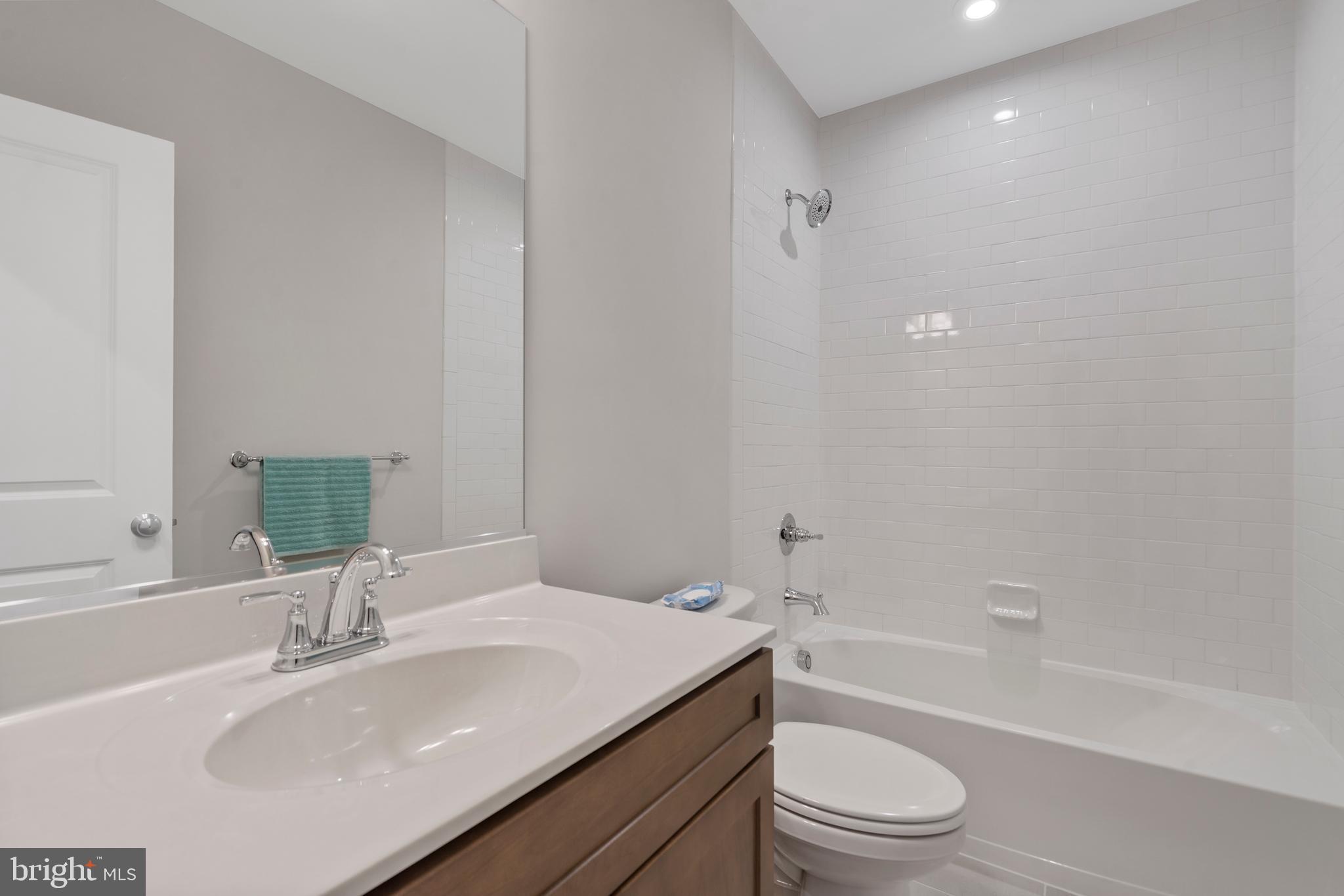 LANDSDALE - Residential