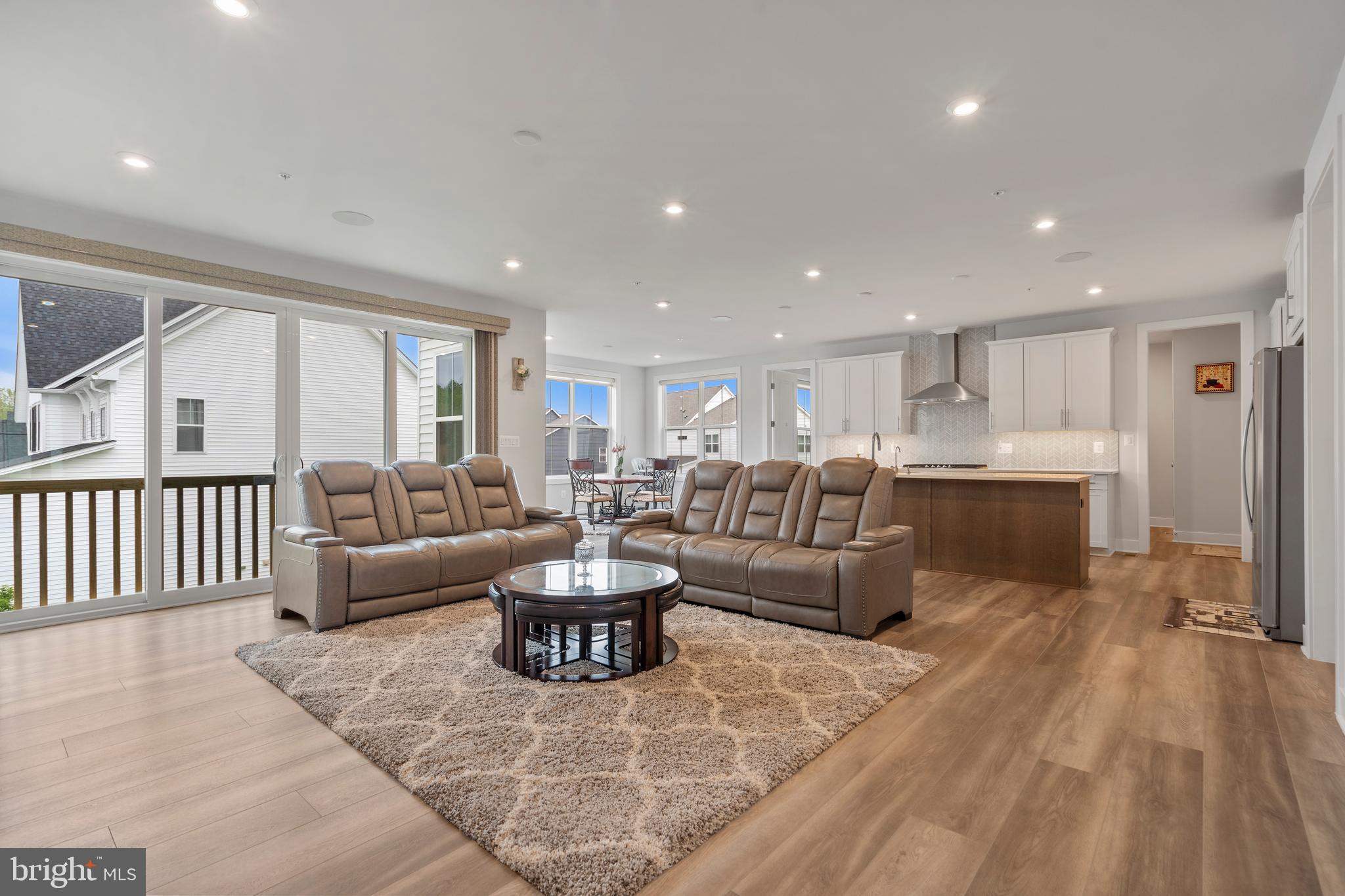 LANDSDALE - Residential