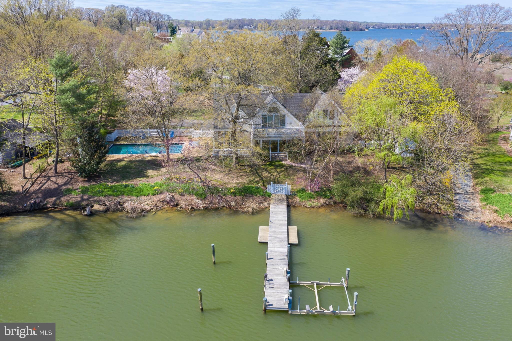 WIMBLEDON FARMS - Residential