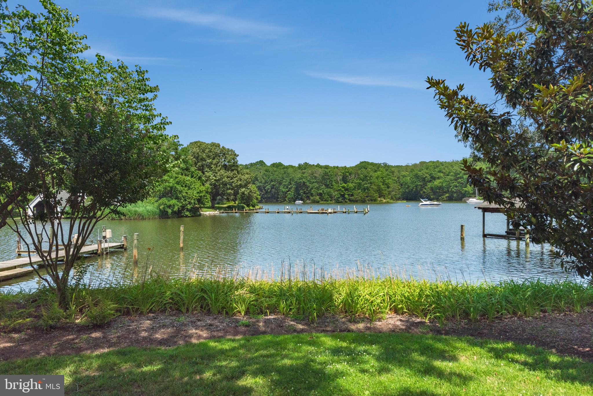 WIMBLEDON FARMS - Residential