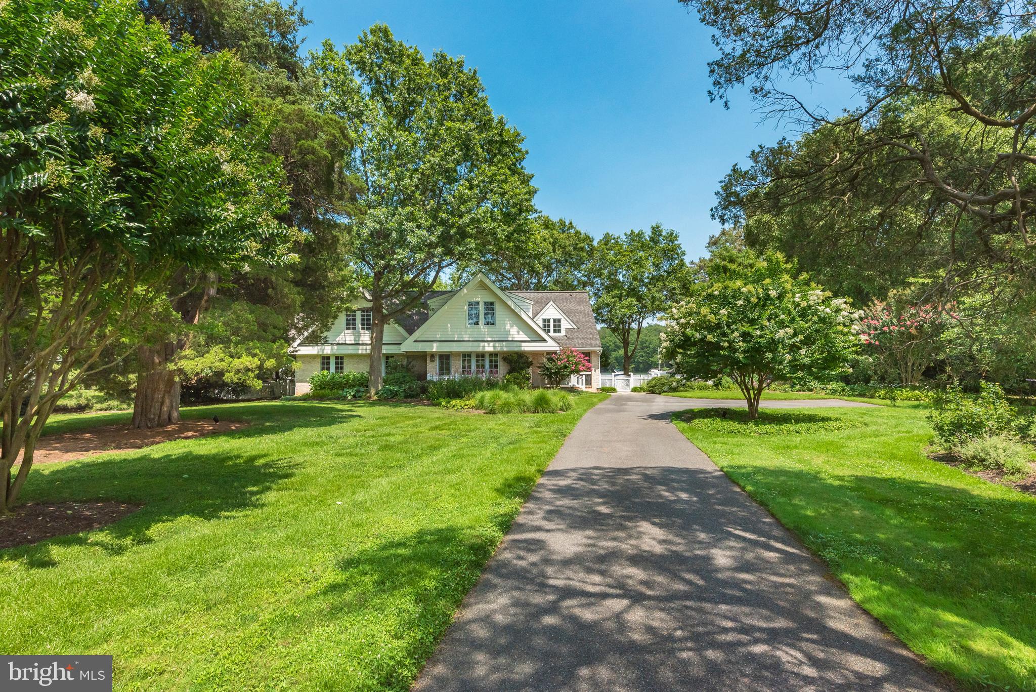 WIMBLEDON FARMS - Residential