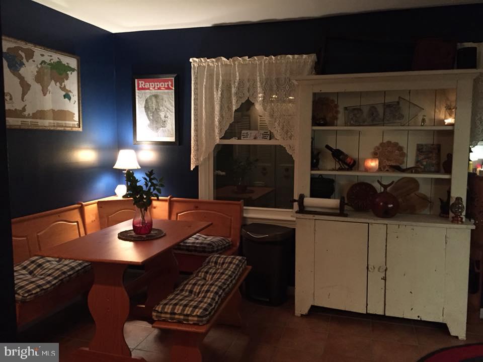 LYON PARK - Residential Lease