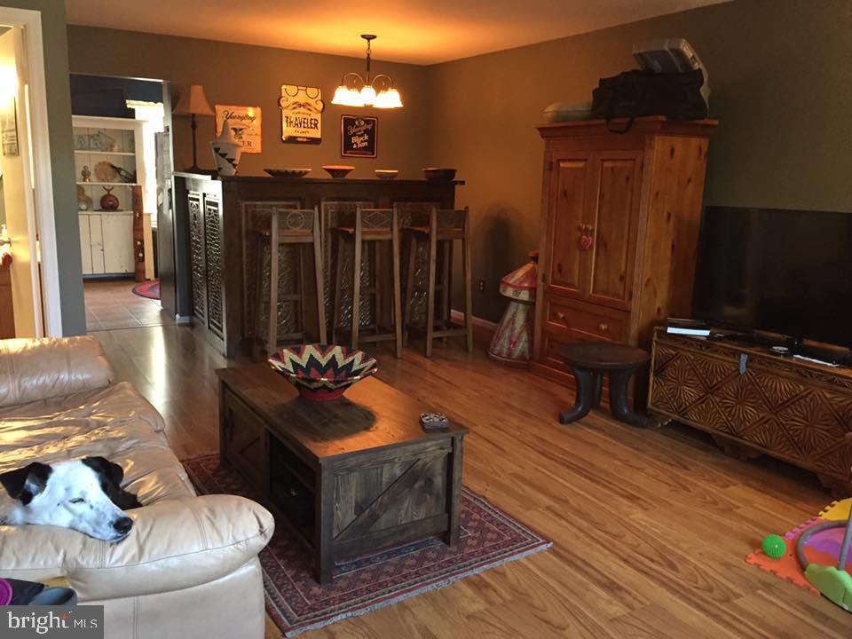 LYON PARK - Residential Lease