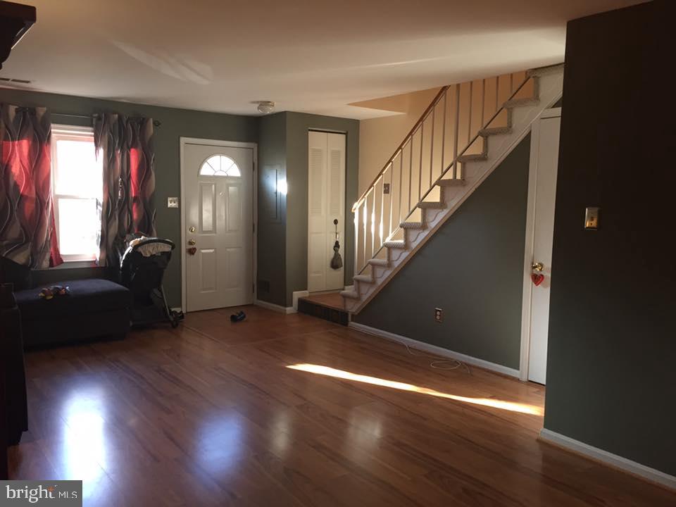 LYON PARK - Residential Lease