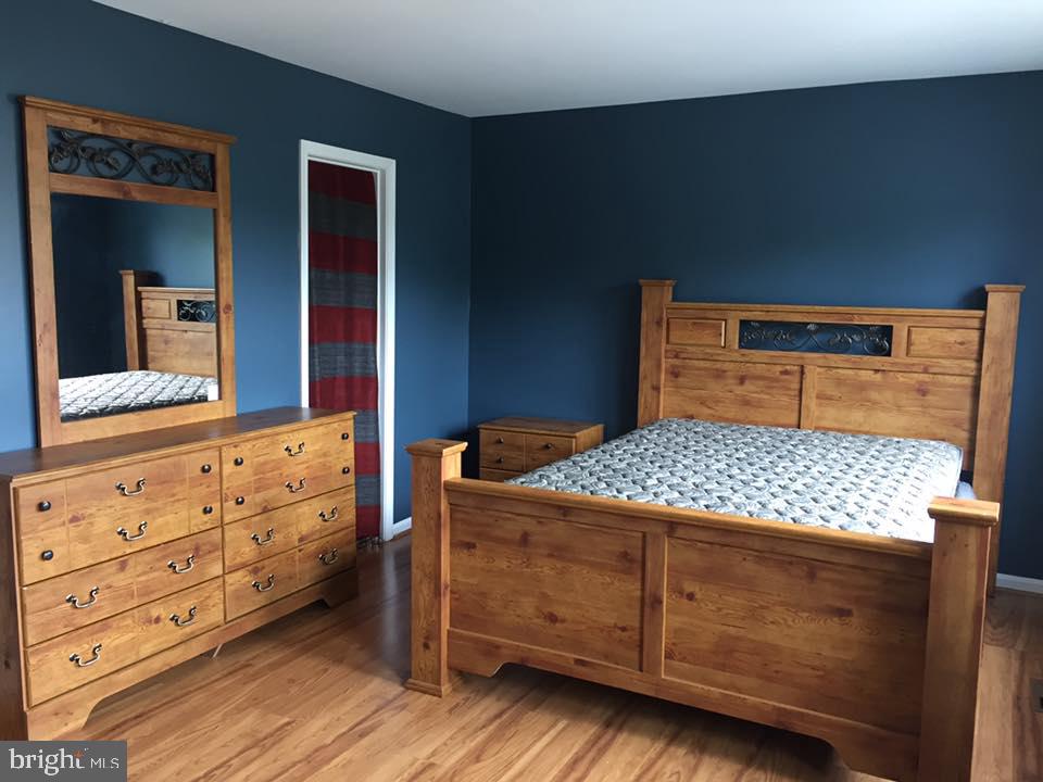 LYON PARK - Residential Lease