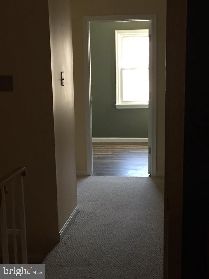 LYON PARK - Residential Lease