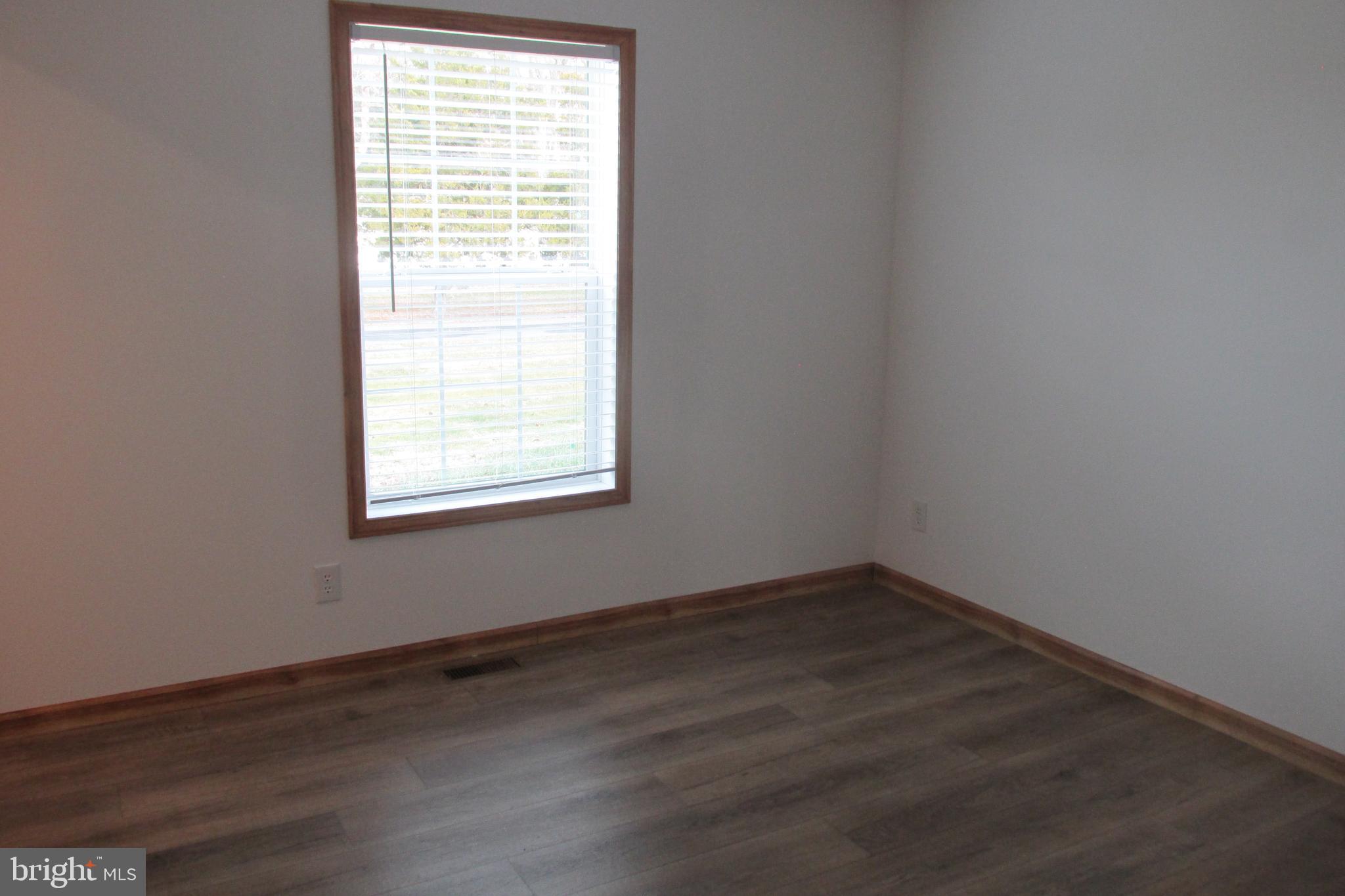 MILFORD - Residential