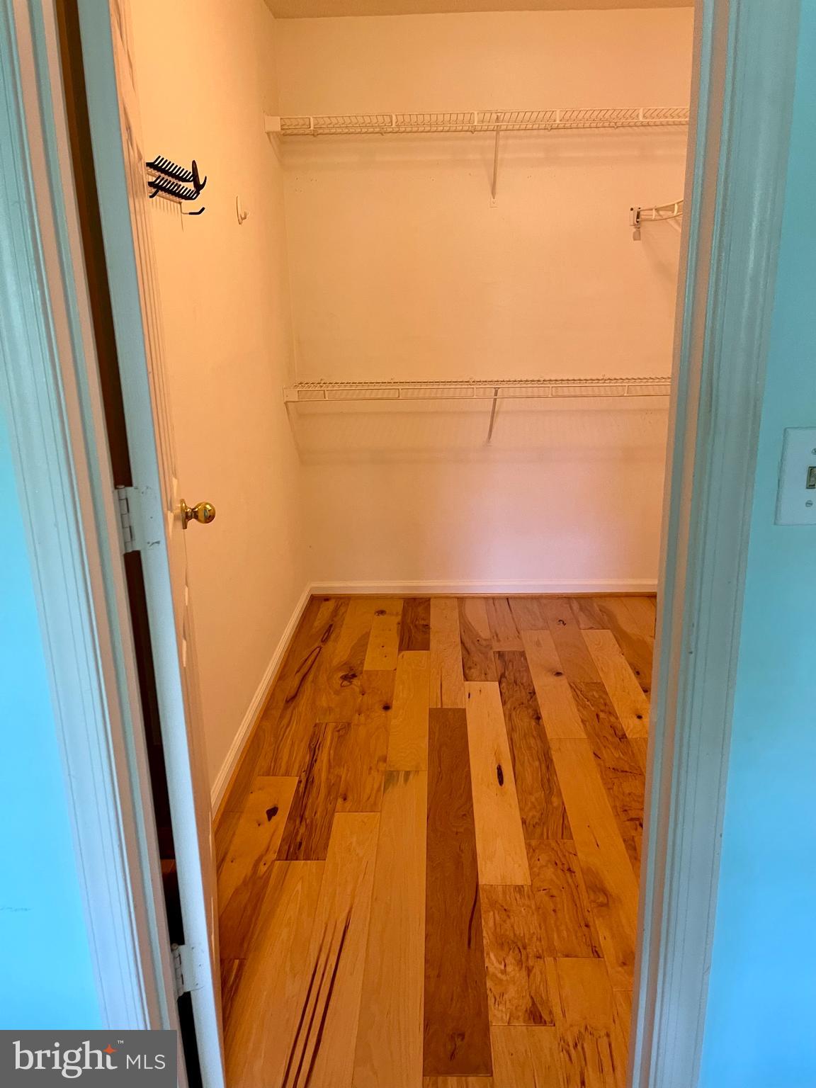 OAK PARK CONDO - Residential Lease