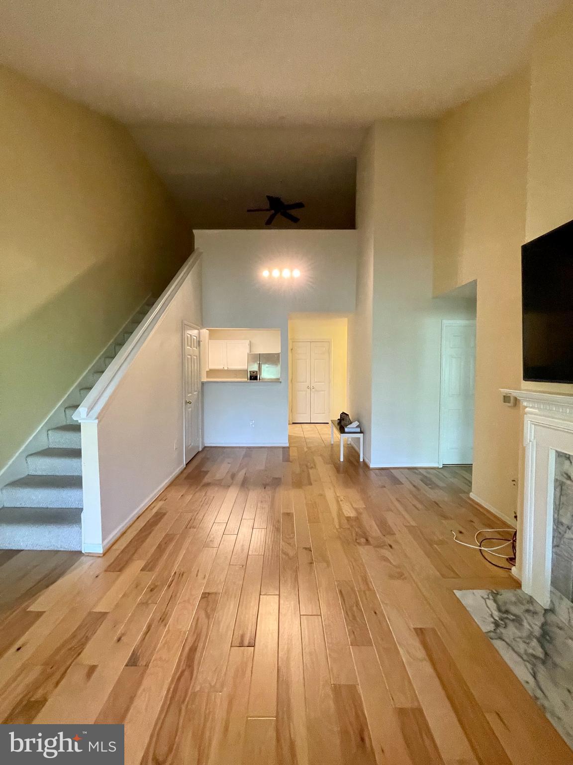 OAK PARK CONDO - Residential Lease