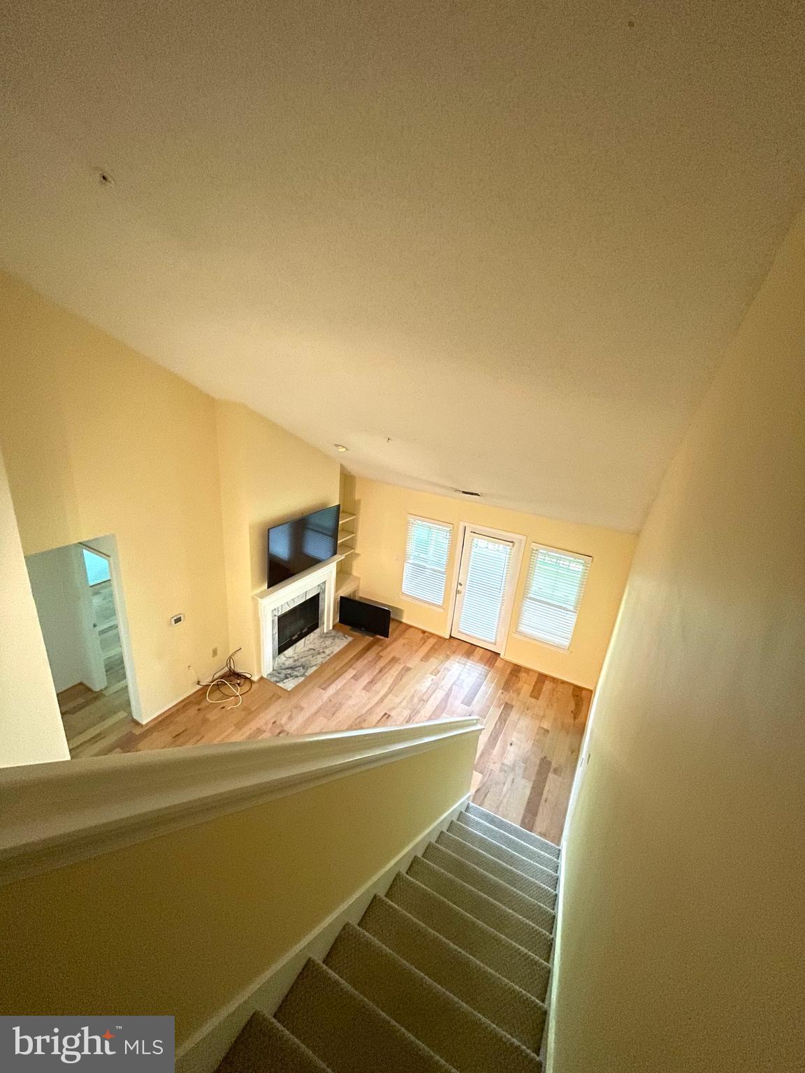 OAK PARK CONDO - Residential Lease