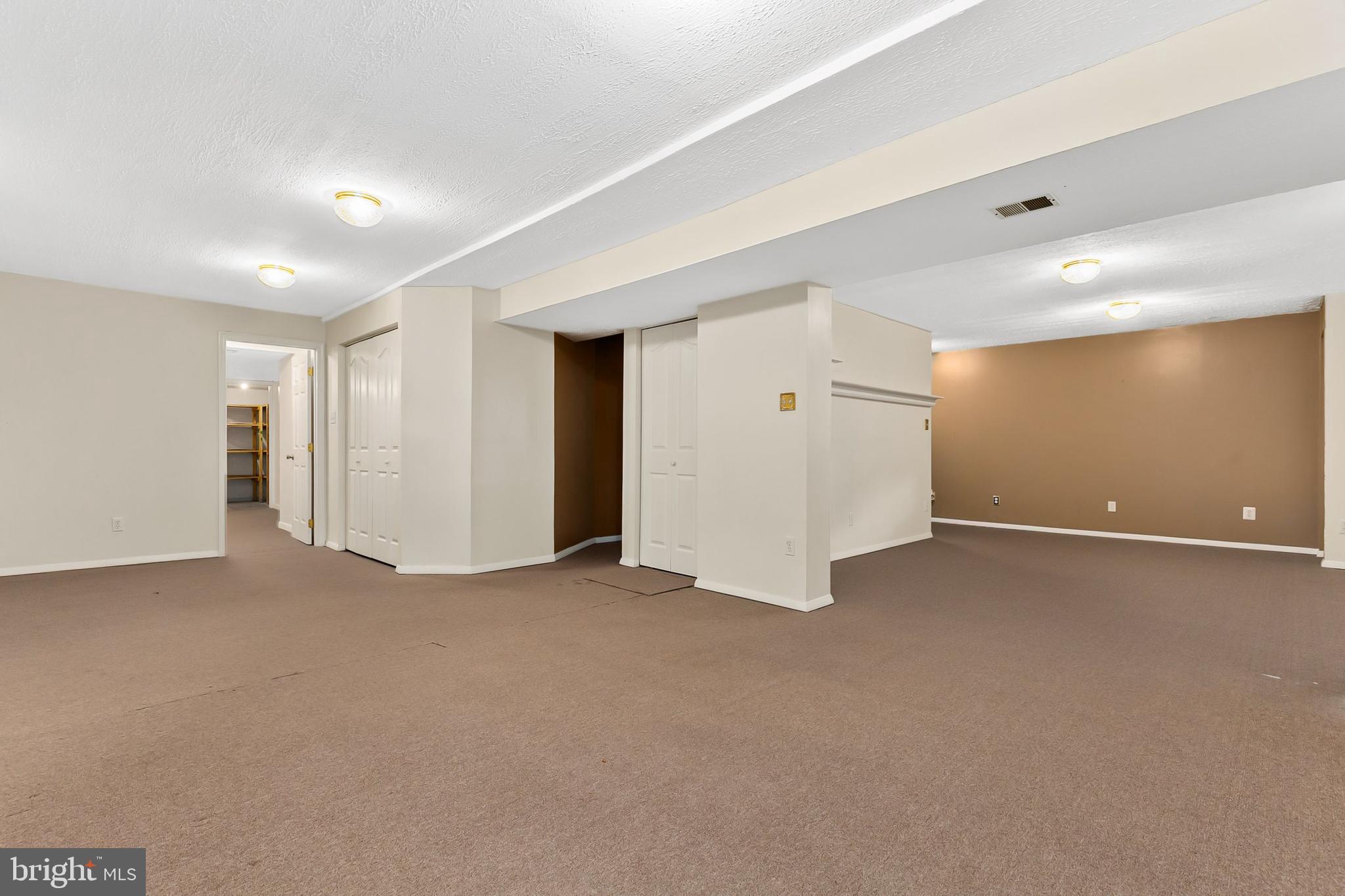 CHAPMAN FARM - Residential