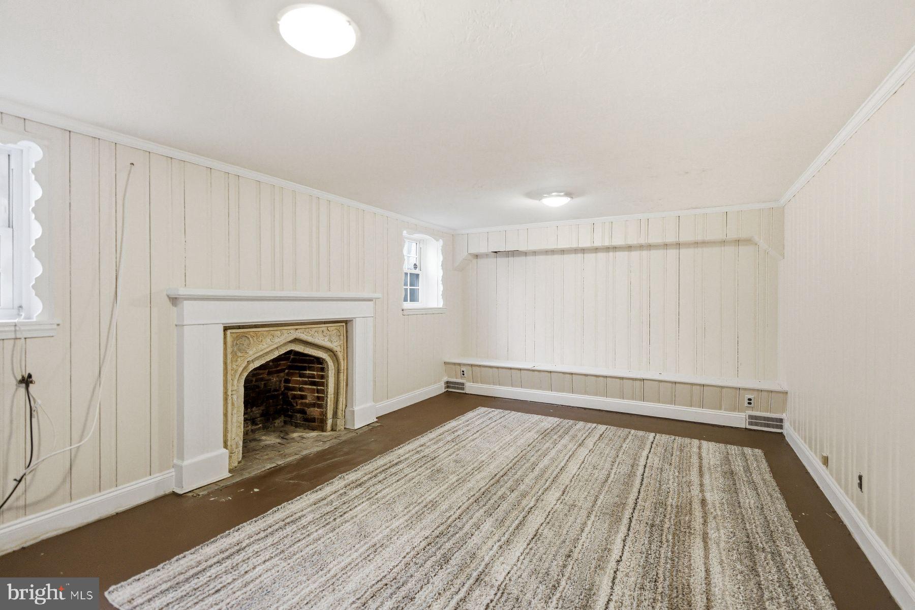 COLLEGE PARK - Residential