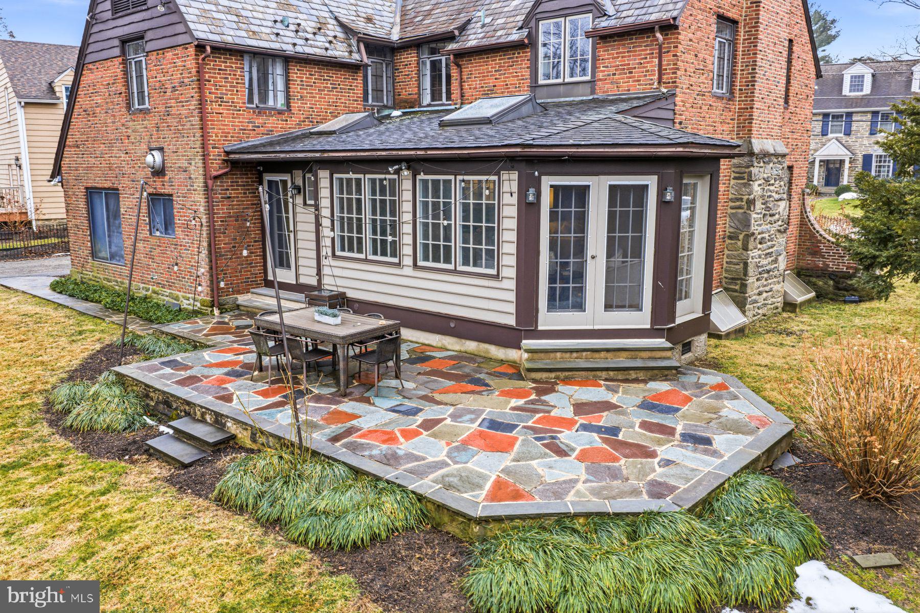 COLLEGE PARK - Residential