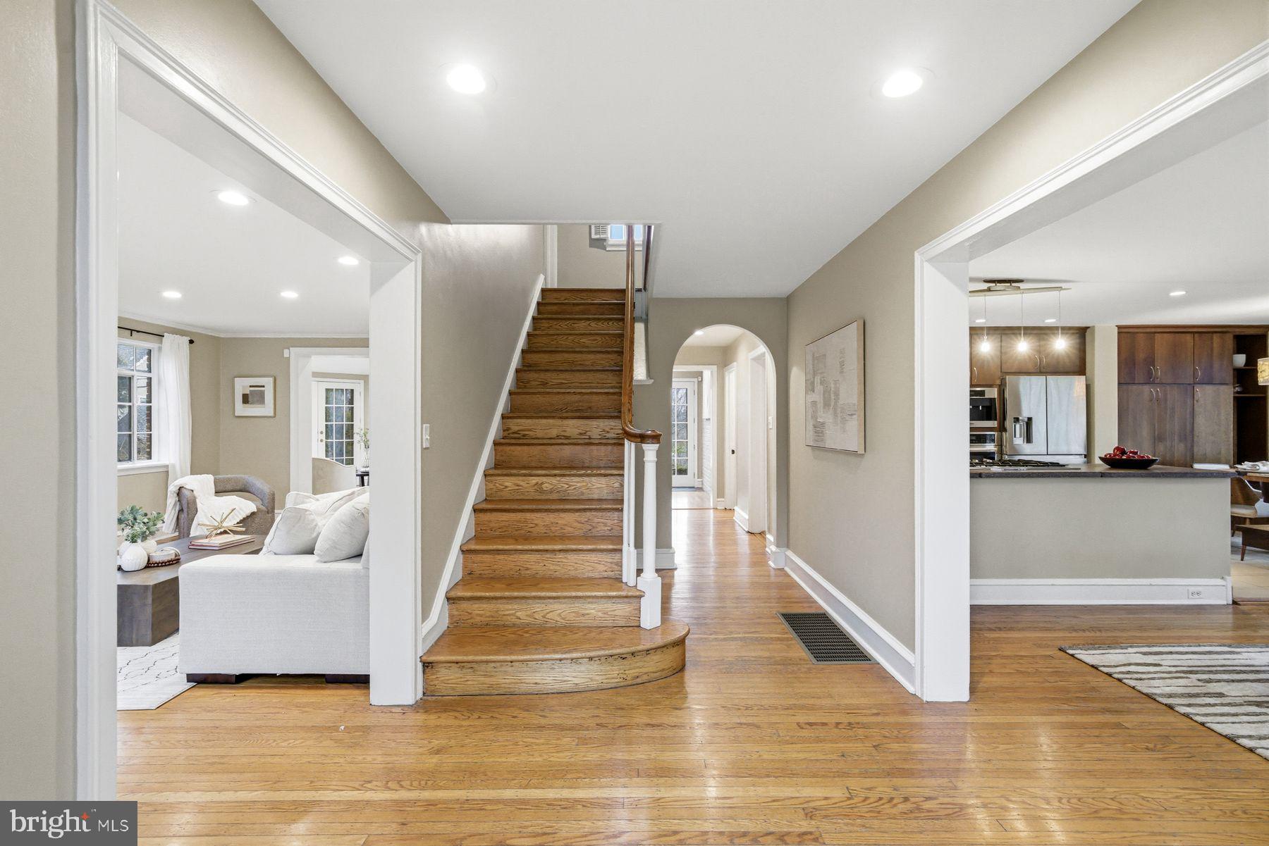 COLLEGE PARK - Residential