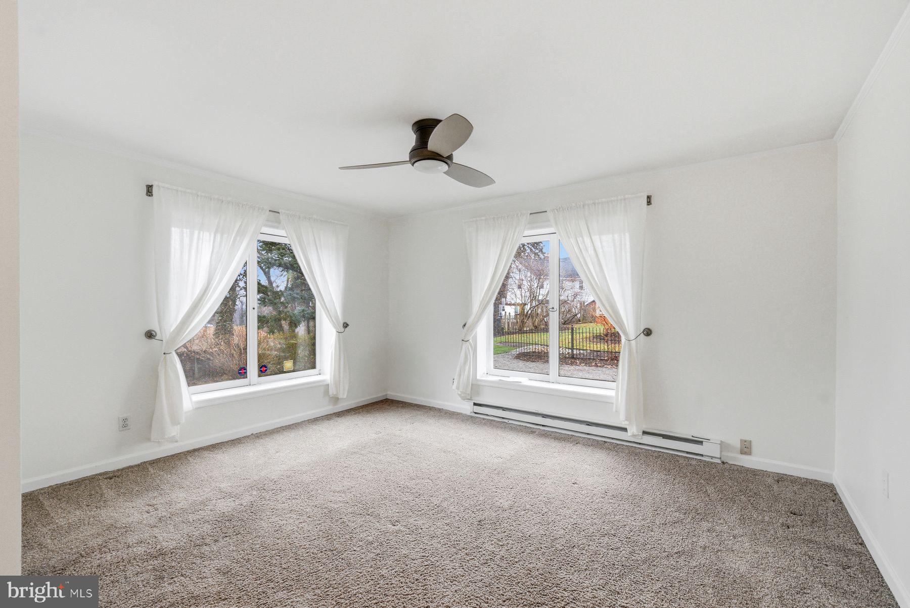 COLLEGE PARK - Residential