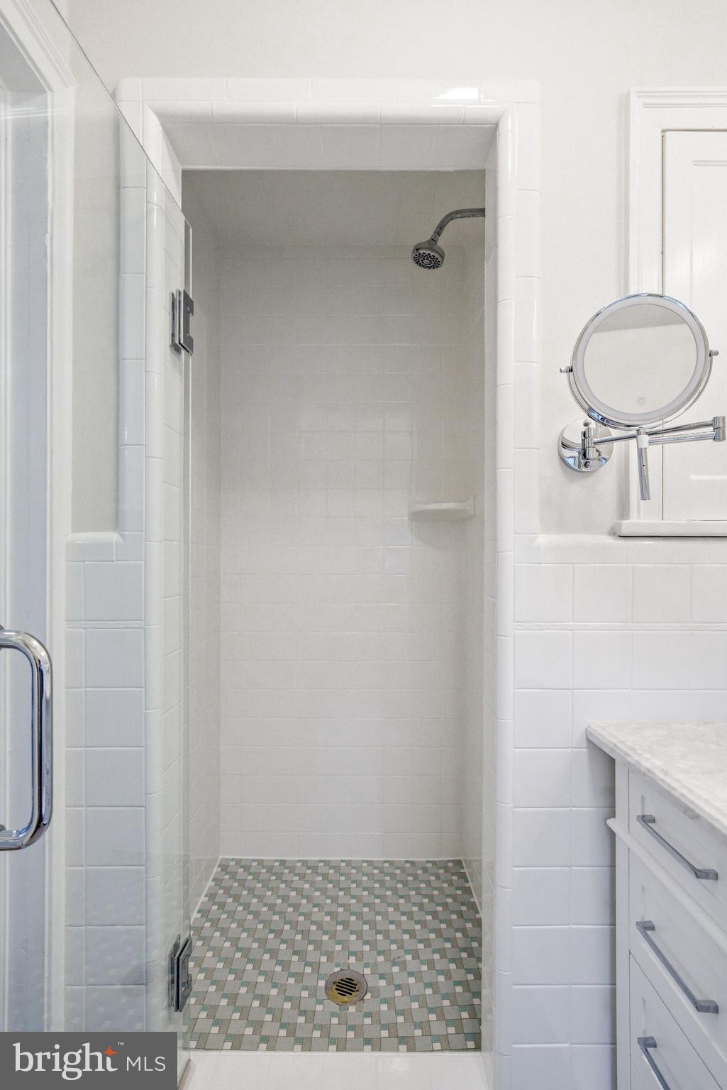 COLLEGE PARK - Residential