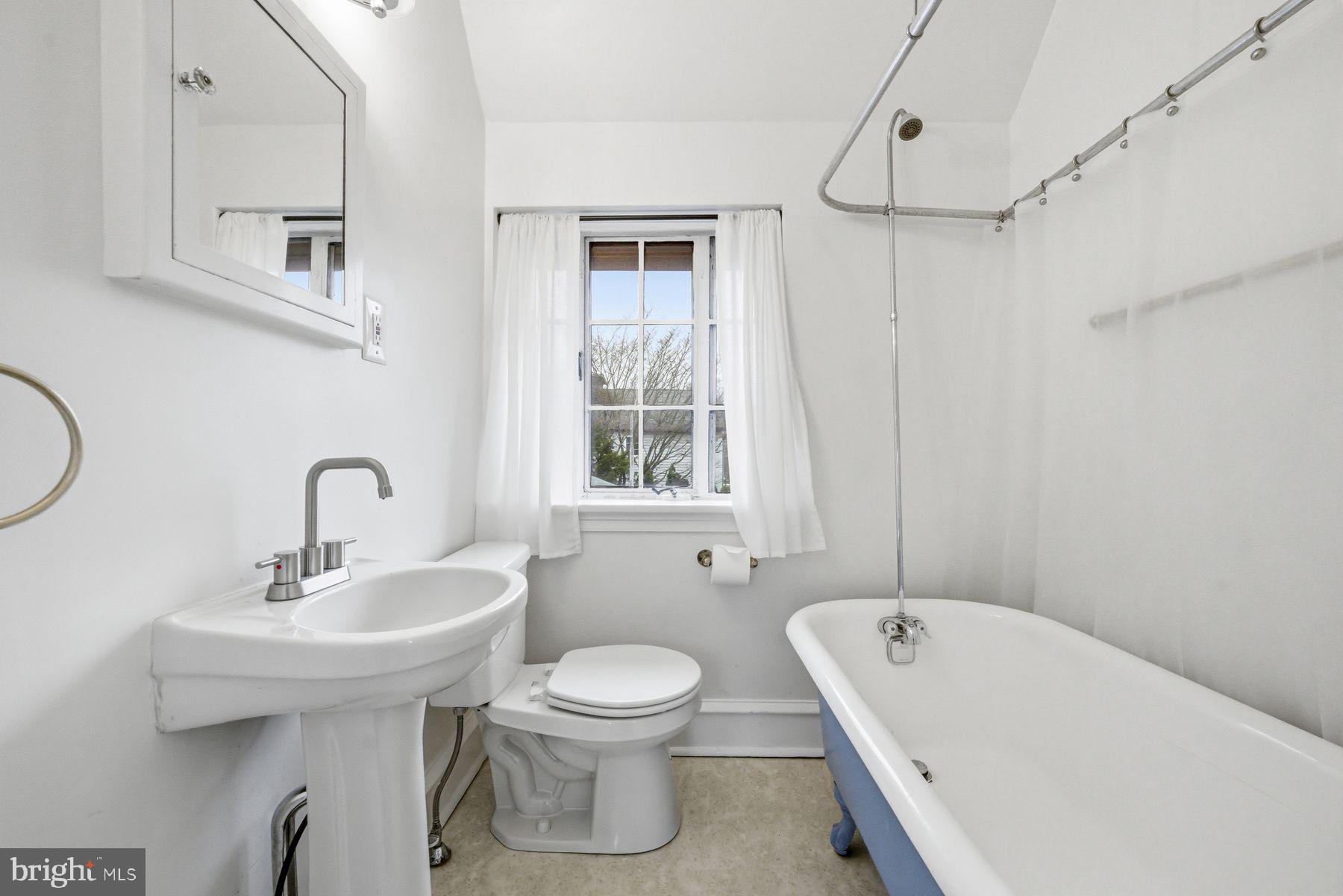 COLLEGE PARK - Residential