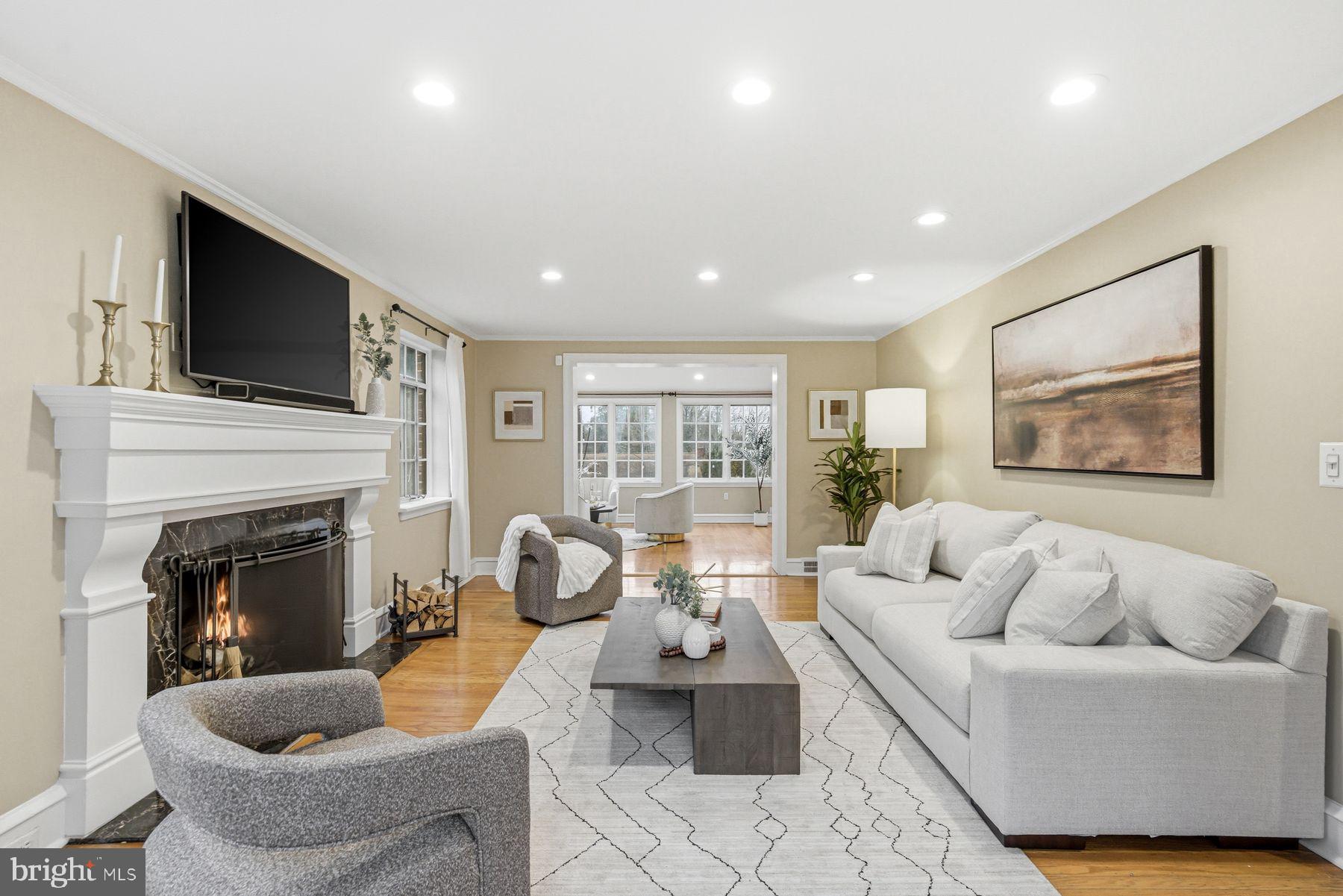 COLLEGE PARK - Residential