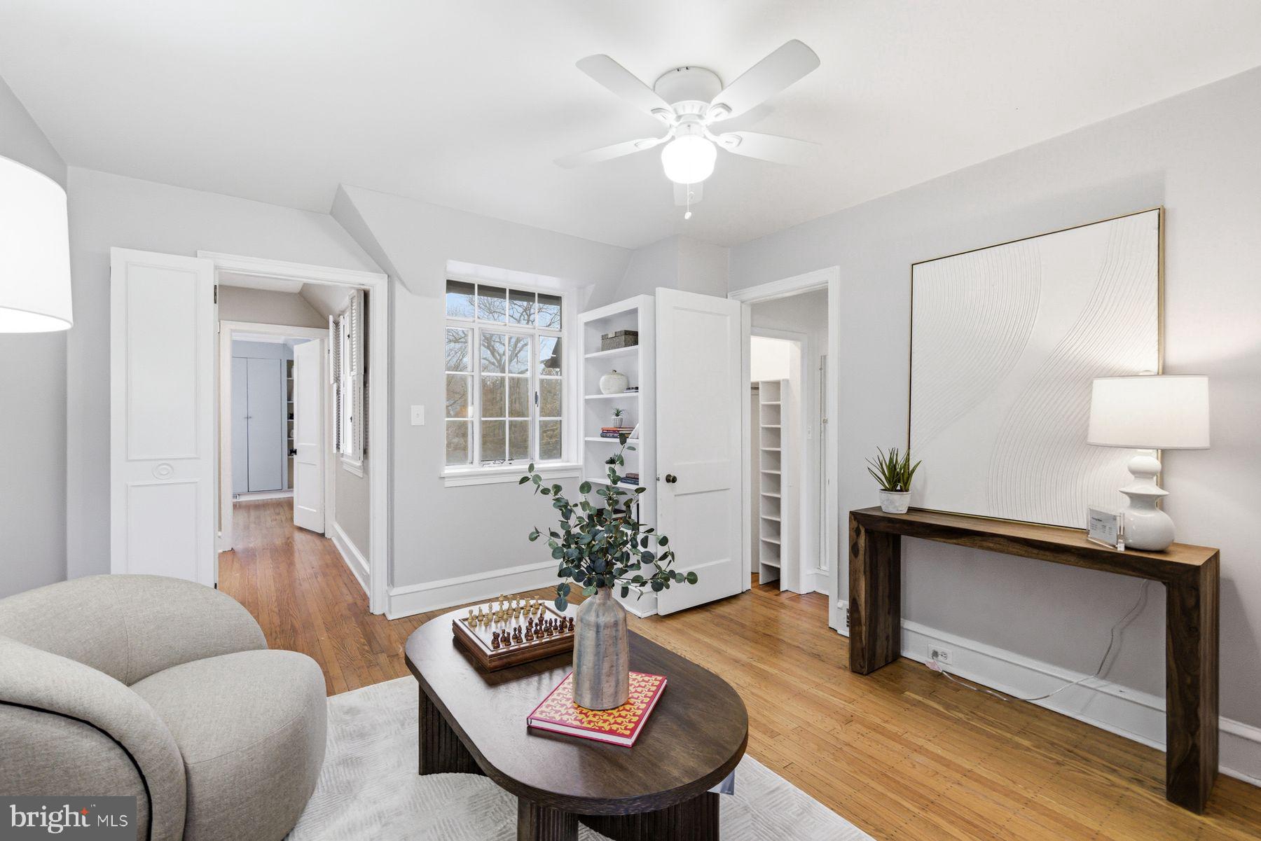 COLLEGE PARK - Residential