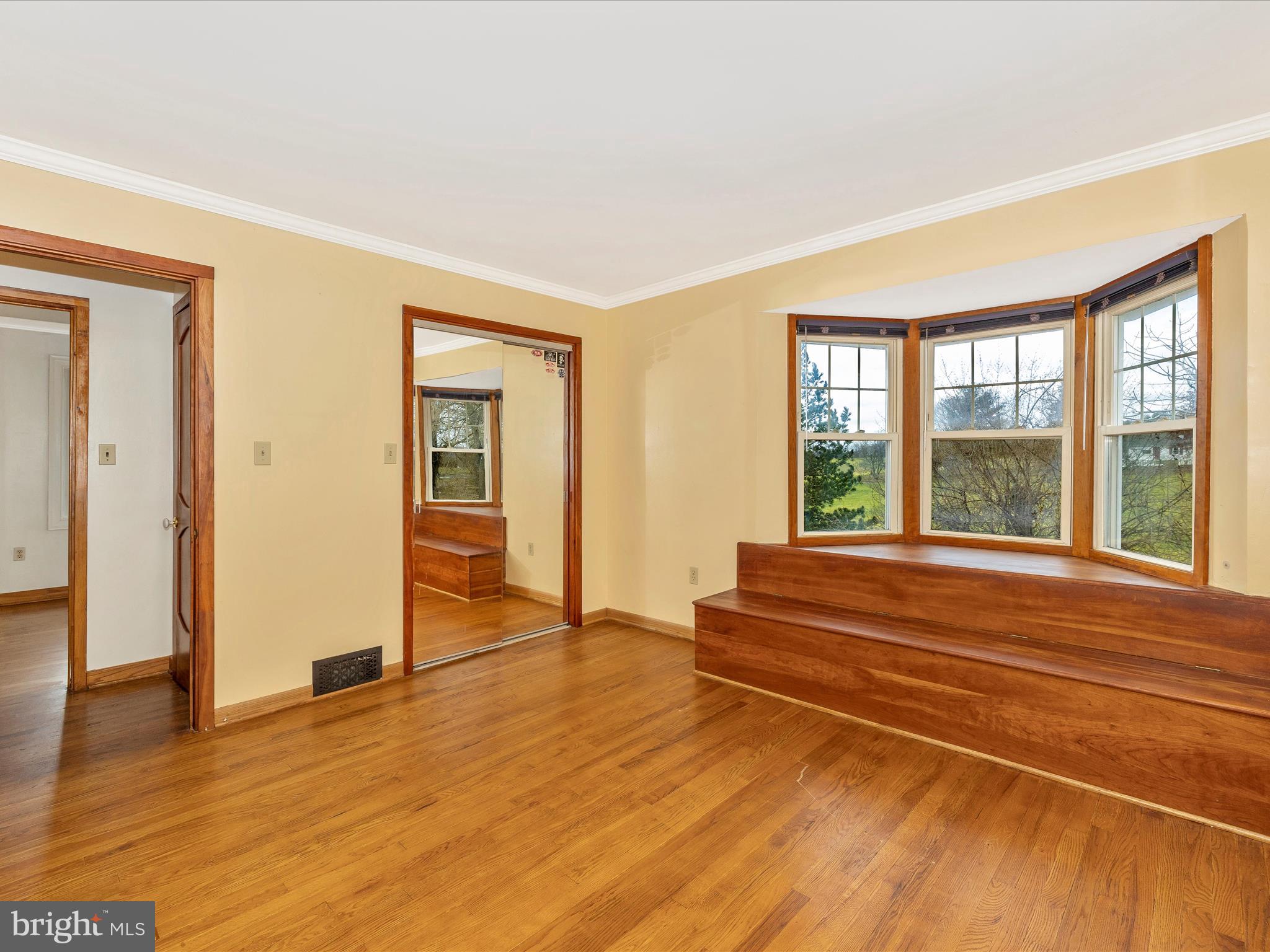 VILLA ESTATES - Residential